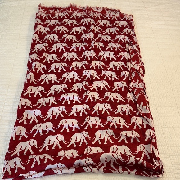 Mud Pie Accessories - Alabama Crimson Tide Blanket Scarf Wrap Mud Pie Elephant Print NWOT